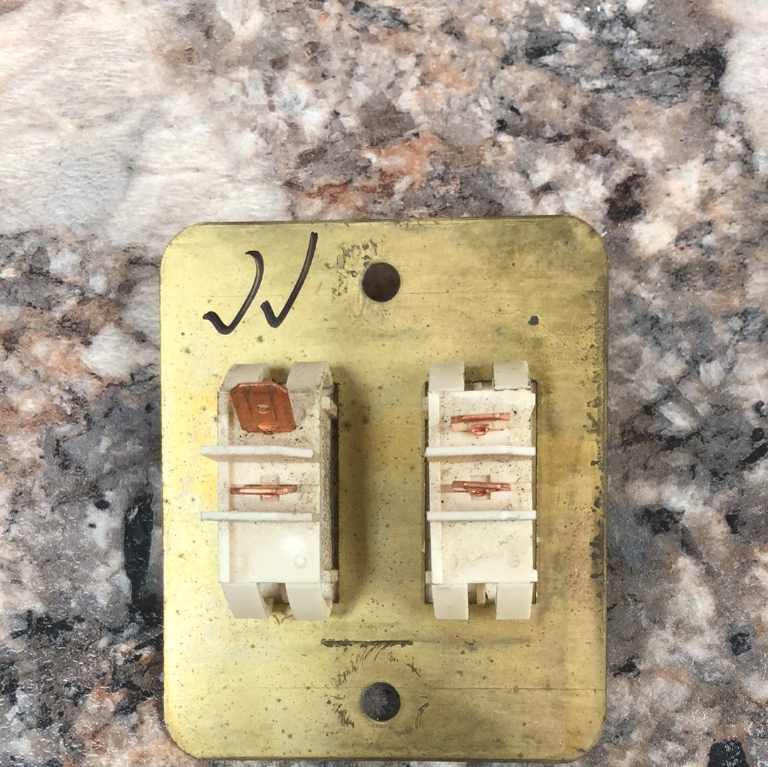 Used 12v RV Double Light Switch - Young Farts RV Parts