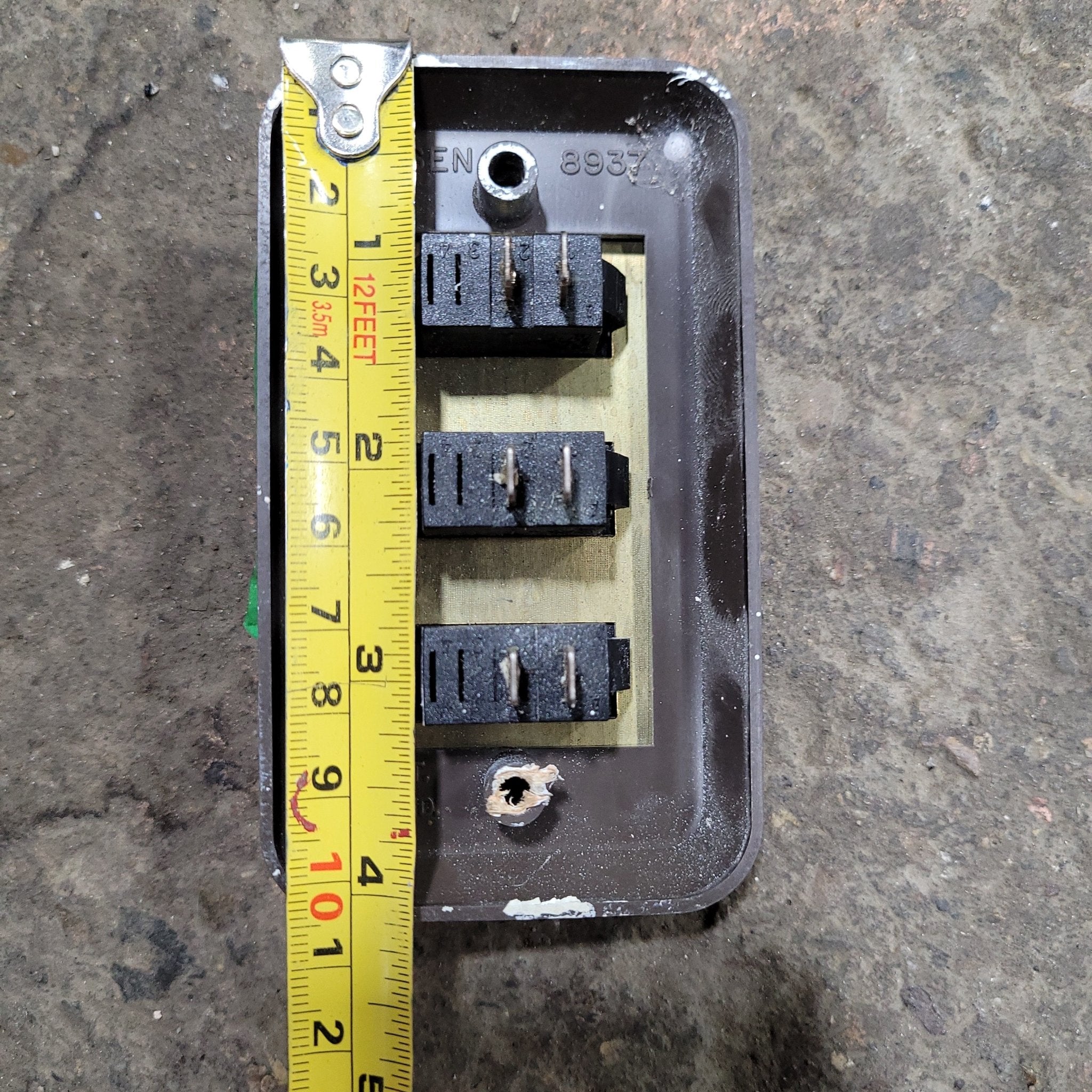 Used 12v RV Triple Light Switch - Young Farts RV Parts