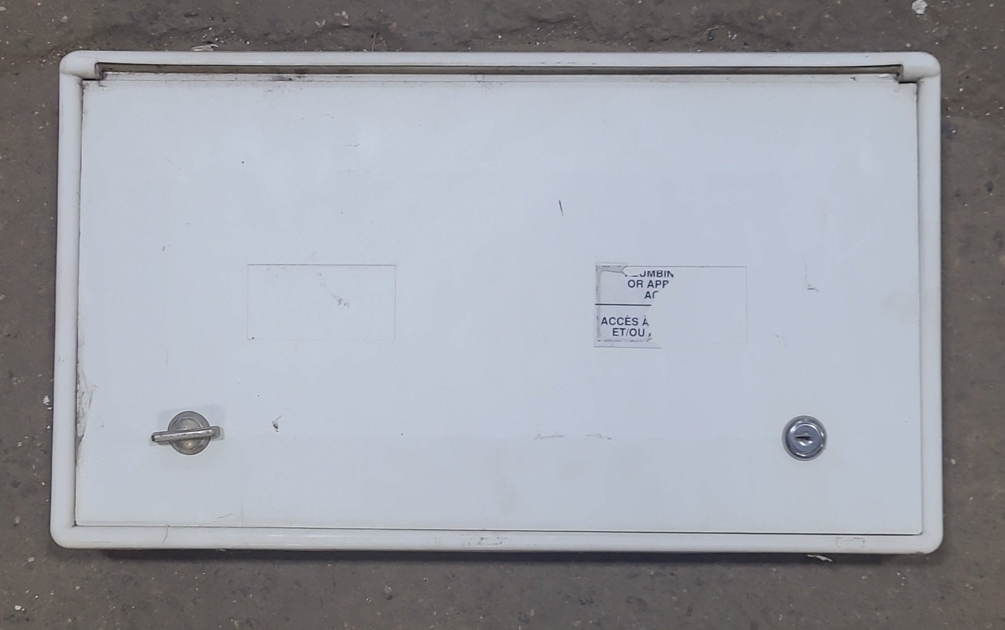 Used 18 1/4" W RV Access Hatch - Young Farts RV Parts