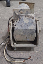Load image into Gallery viewer, Used A&amp;E Hydraulic levelling Jack Leg - MARK V - Young Farts RV Parts