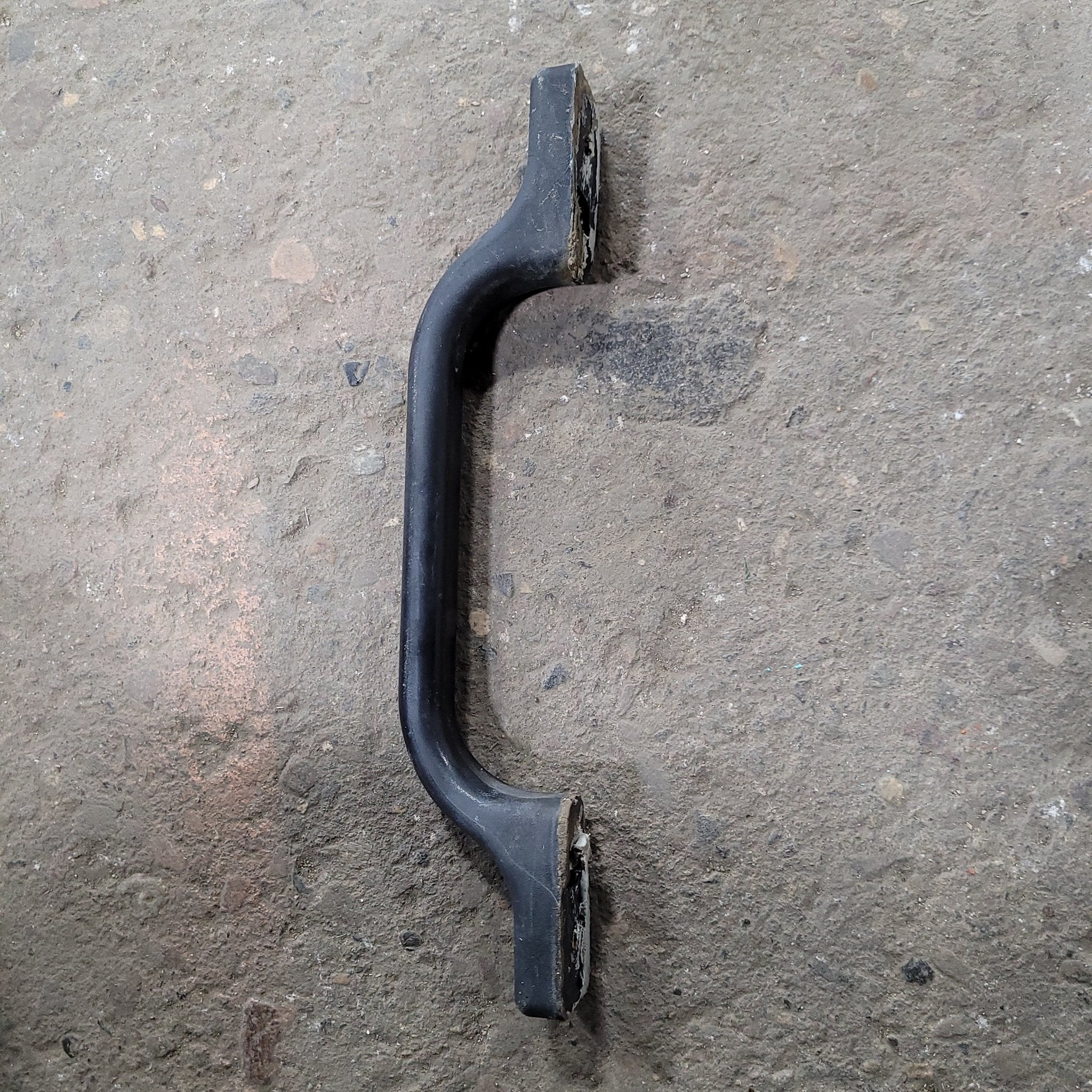 Used Entry Door Handle 9 1/4" - Young Farts RV Parts