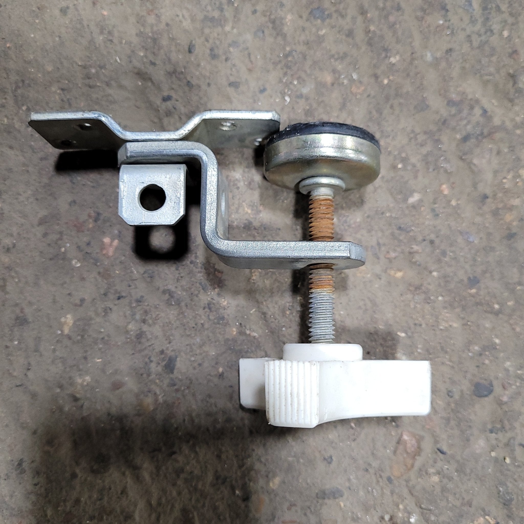 Used Fold Out Bunk Clamp - Young Farts RV Parts