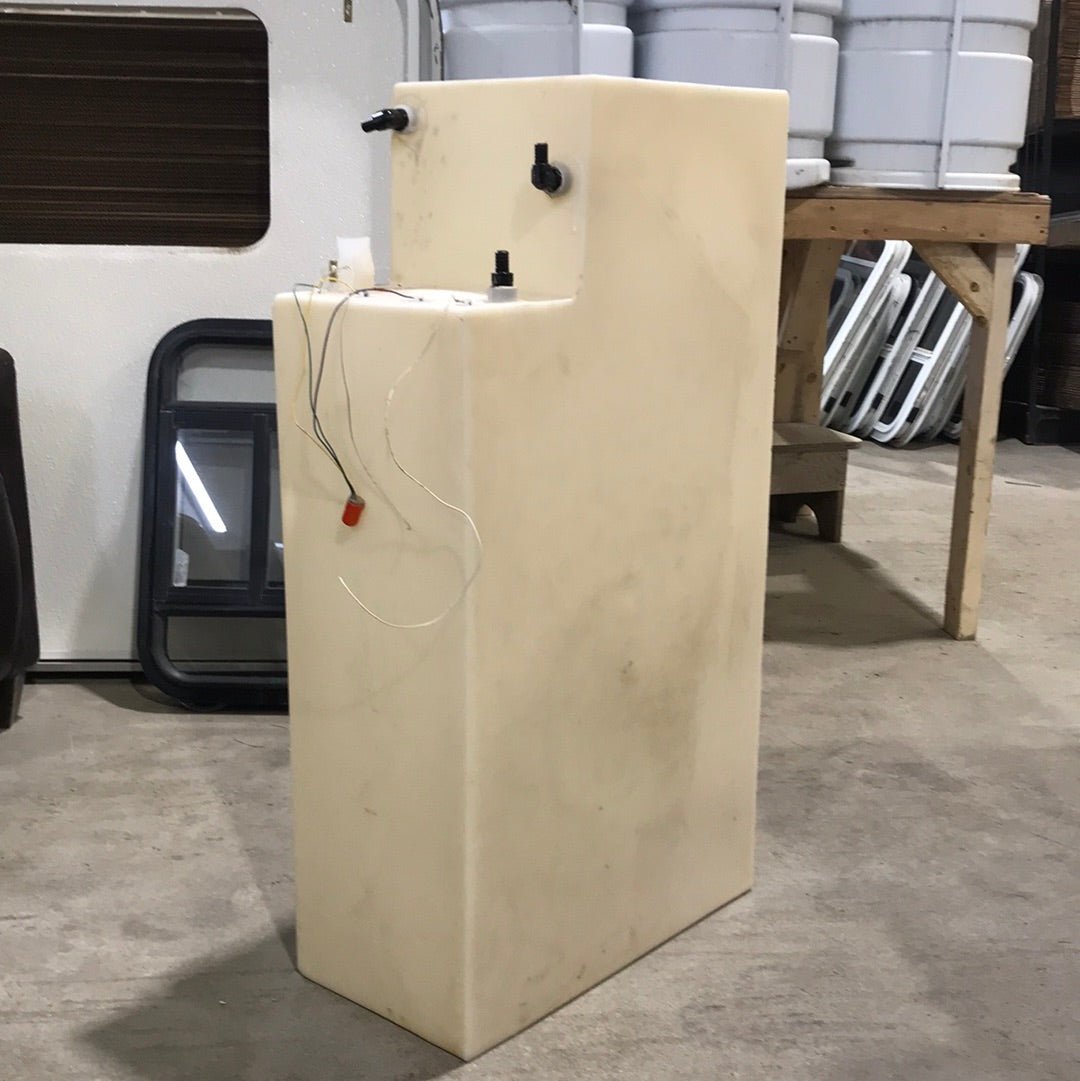 Used Fresh Water Tank 10 1/4” x 20 3/4” x 37 3/4
