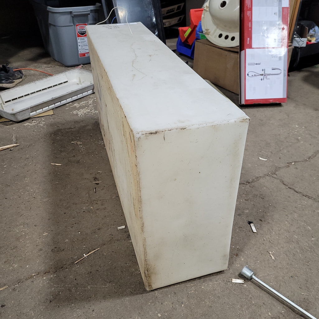 Used Fresh Water Tank 9 3/4” x 22” x 39 3/4” - Young Farts RV Parts