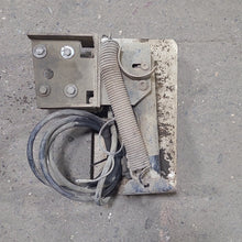 Load image into Gallery viewer, Used HWH Hydraulic levelling Jack Leg RAP7164 - AP7001 - Young Farts RV Parts