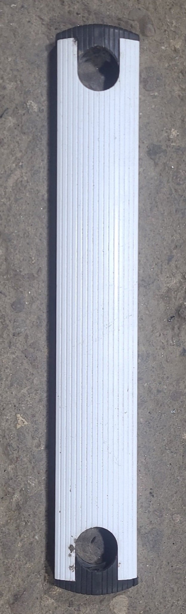 Used Ladder Complete Step/ Tread- 13 3/8