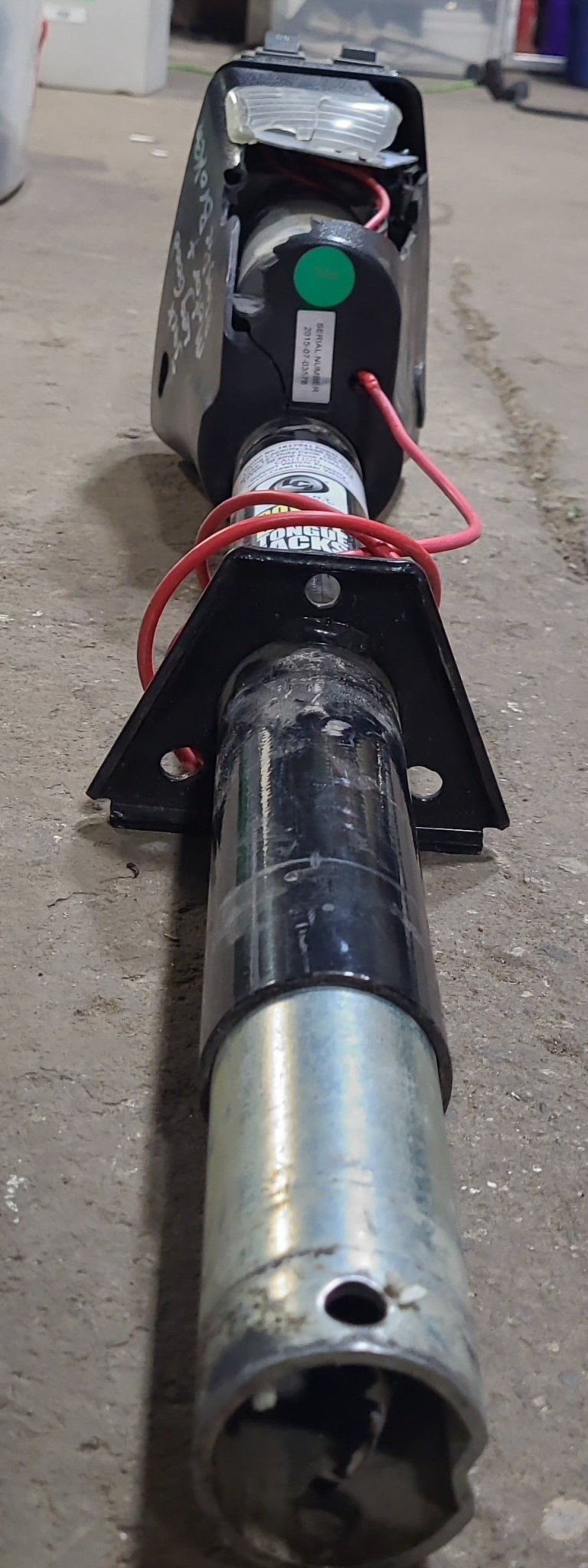 Used Lippert Power Jack 1817941 - Young Farts RV Parts