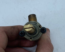 Load image into Gallery viewer, Used Magic Chef Burner Valve 74001795 (7100) - Young Farts RV Parts