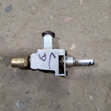 Load image into Gallery viewer, Used Magic Chef Burner Valve Rear 74003348 - Young Farts RV Parts