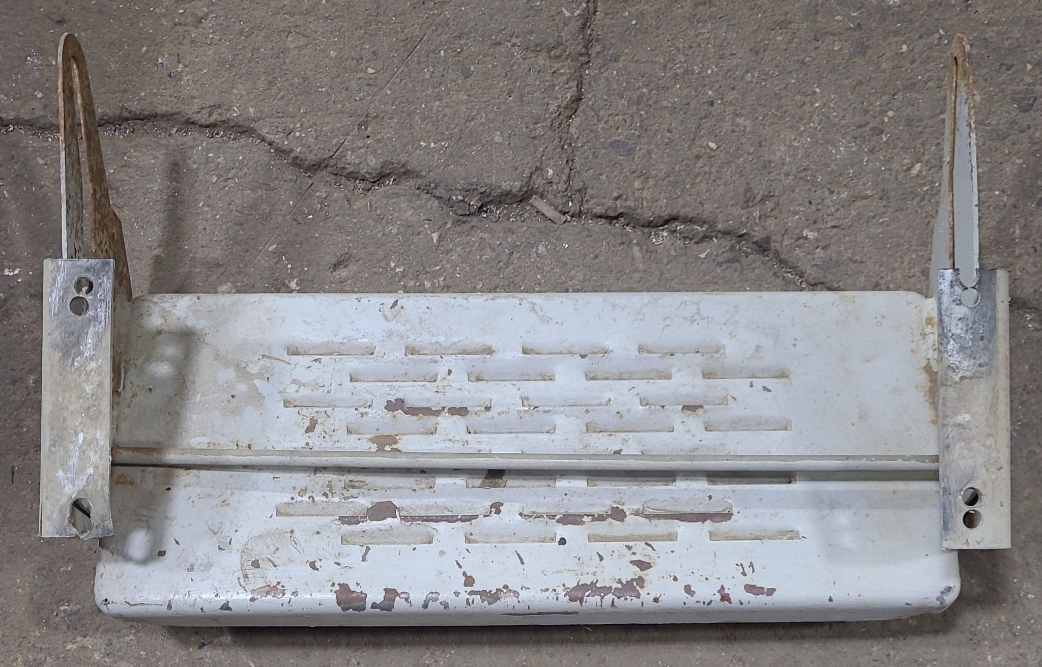Used Manual Single Fold Step - Young Farts RV Parts