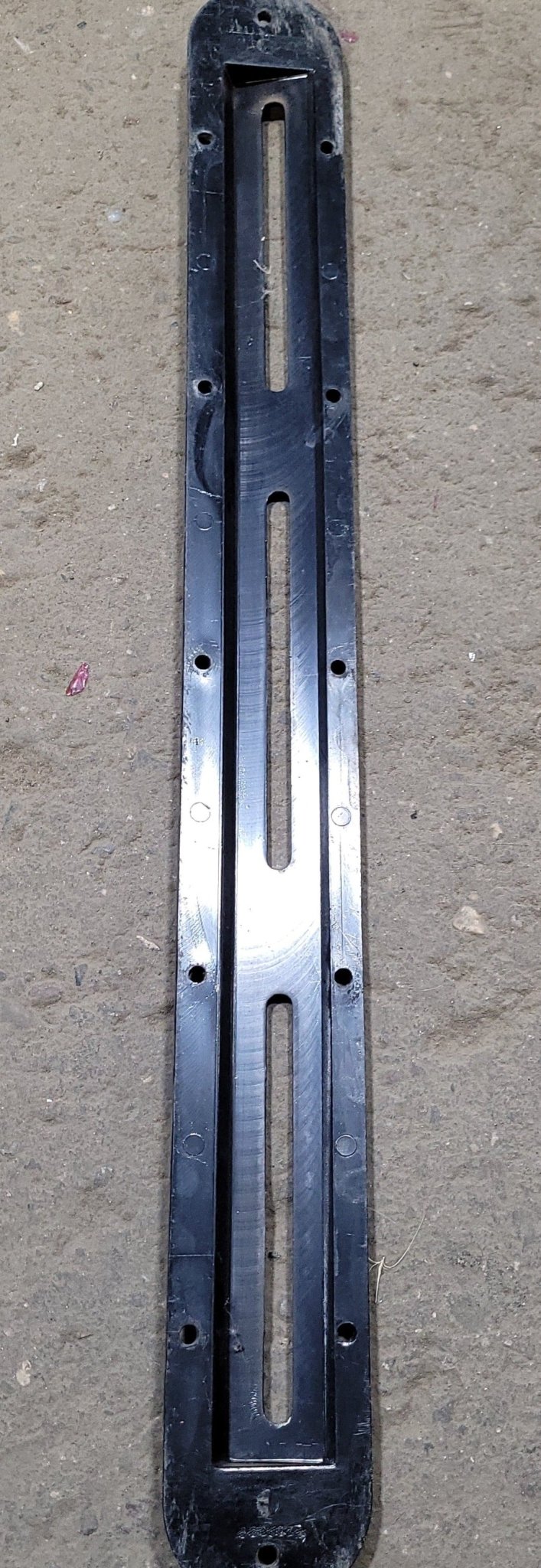 Used Pace Arrow A/C Heater/ Defrost Vent- Driver/ Passenger Side - Young Farts RV Parts