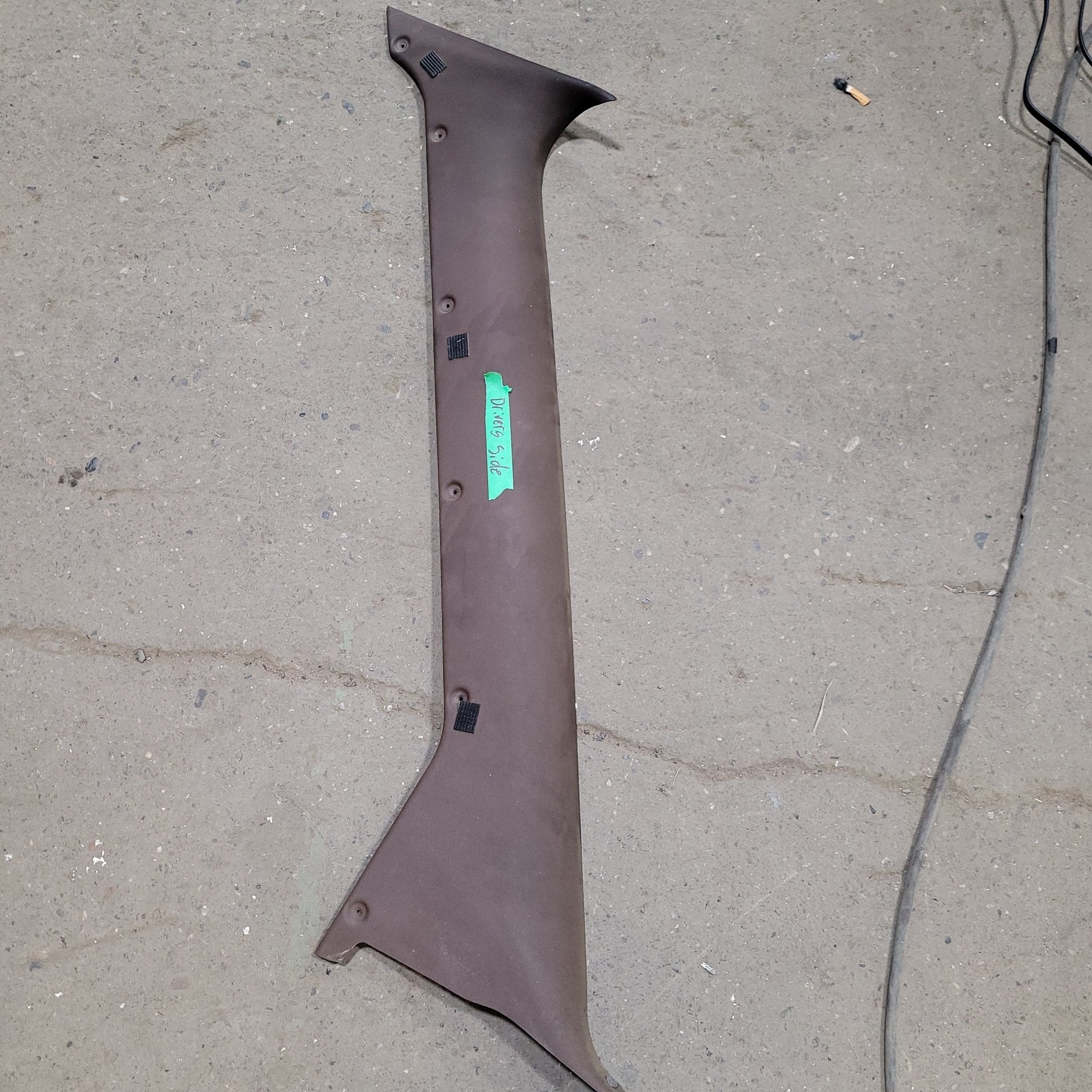 Used Pace Arrow Driver Side Pillar Cap - Young Farts RV Parts