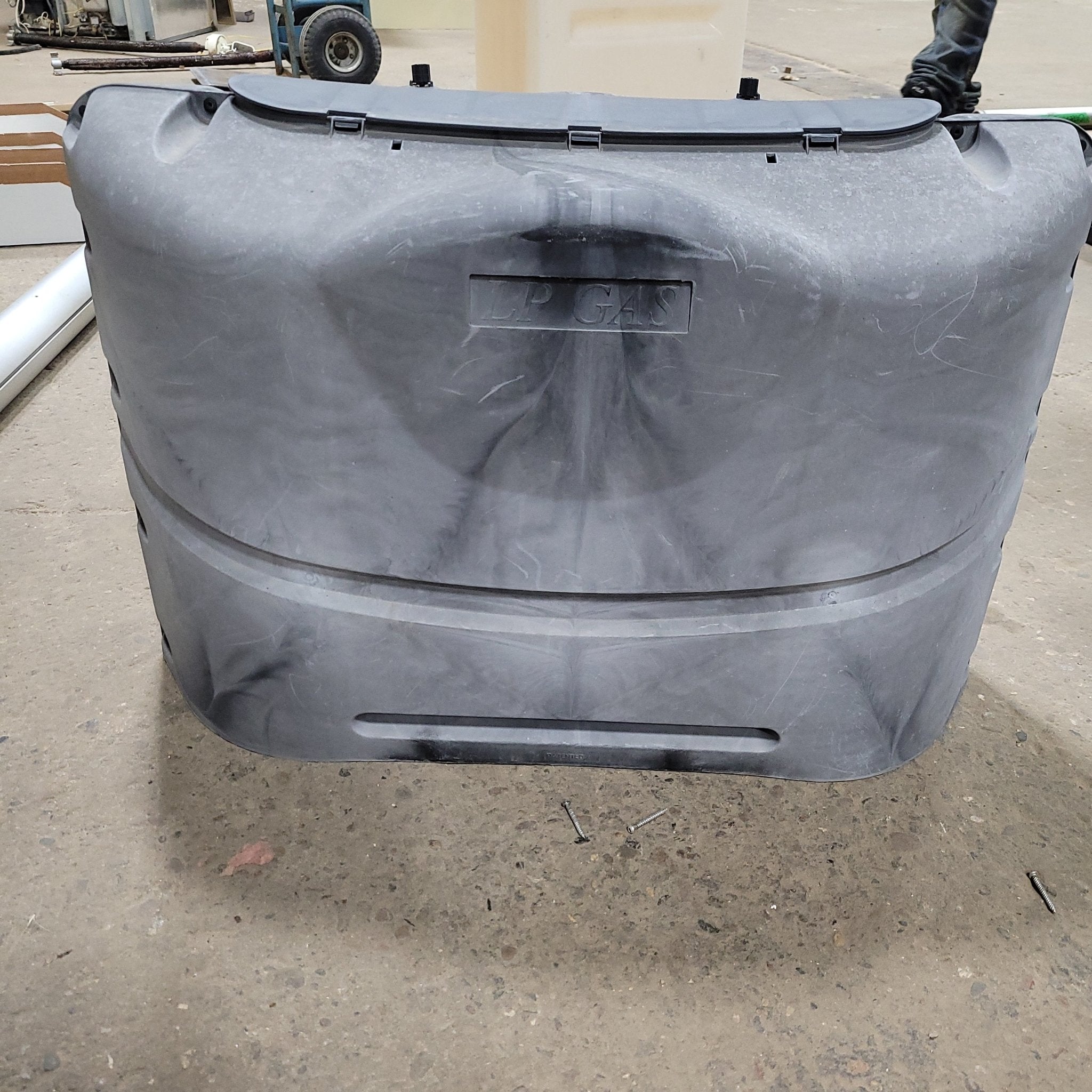 Used Propane Tank Cover - Black - Fits 20lb Steel Double Tank - Young Farts RV Parts