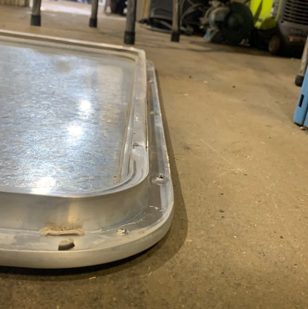 Used radius cargo doors 32 1/2