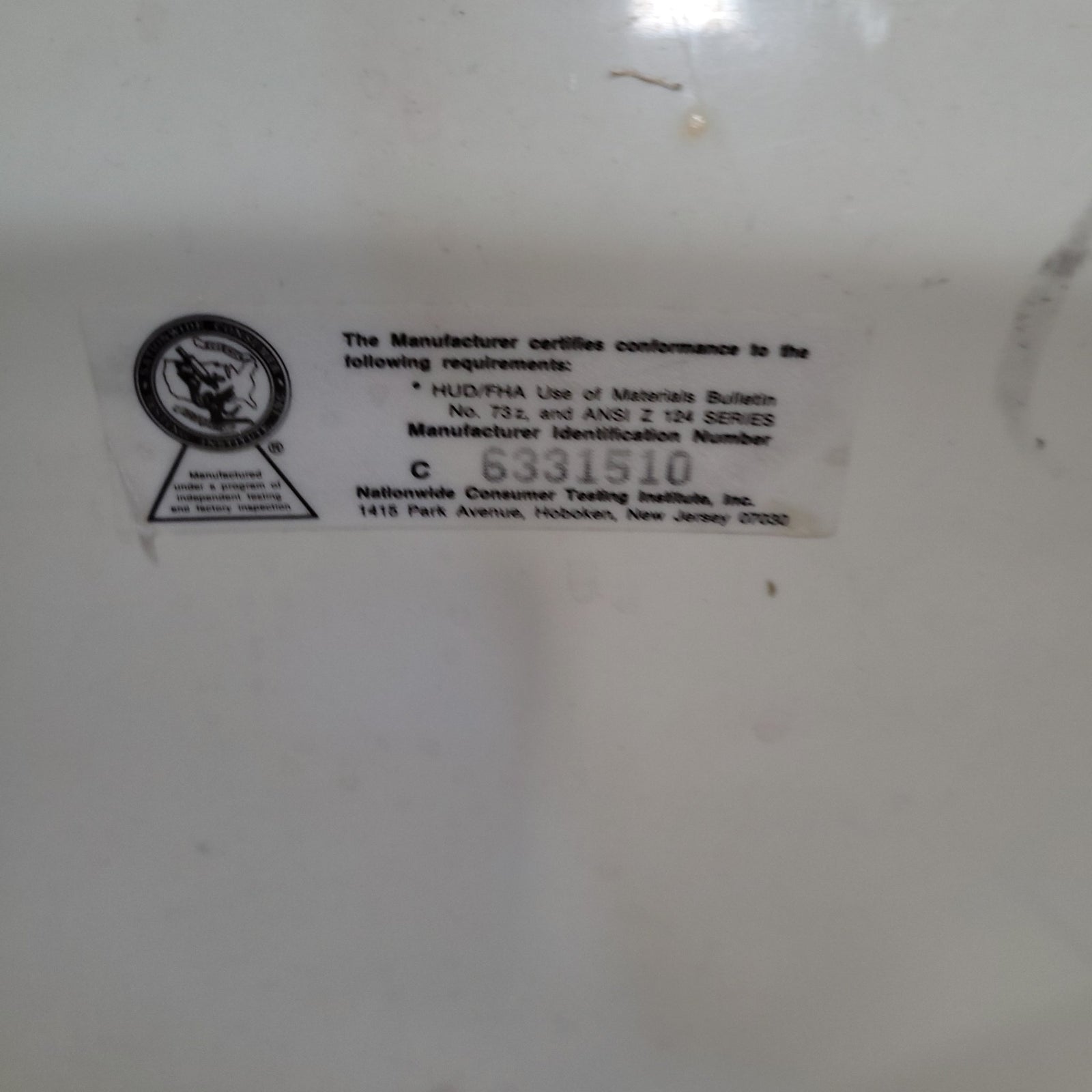 Used RV Bath Tub 34 1/2” x 23 1/2” Center Drain- Step Tub - Young Farts RV Parts