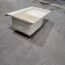 Load image into Gallery viewer, Used RV Bath Tub 36” x 24” RHD Step Tub - Young Farts RV Parts