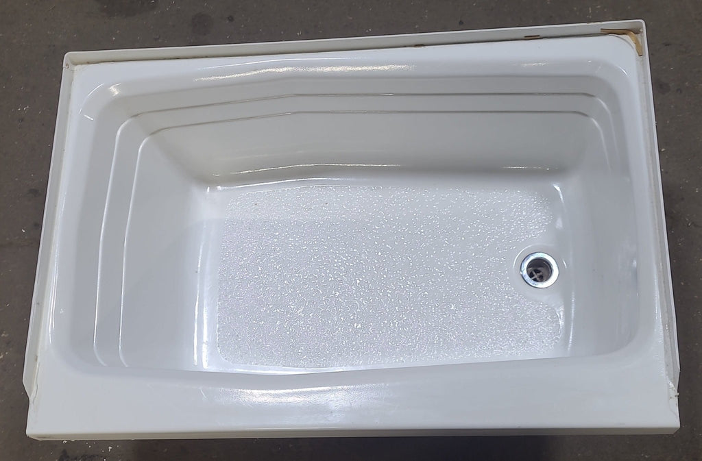 Used RV Bath Tub 36” x 24” Right Hand Drain - Young Farts RV Parts