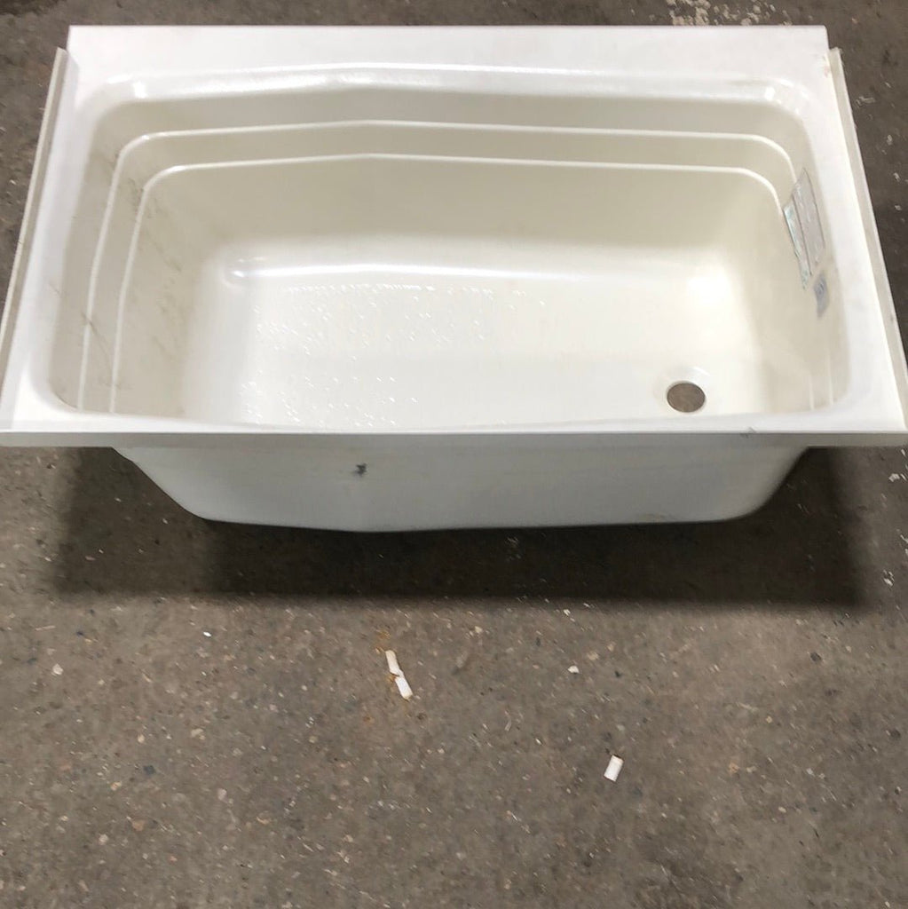 Used RV Bath Tub LHD 36” x 24” - Young Farts RV Parts