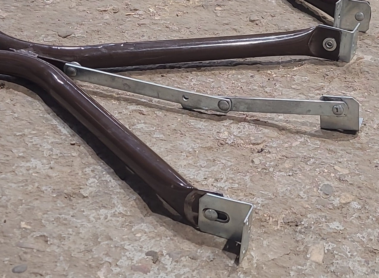 Used RV Folding Table Leg Set 26 1/4