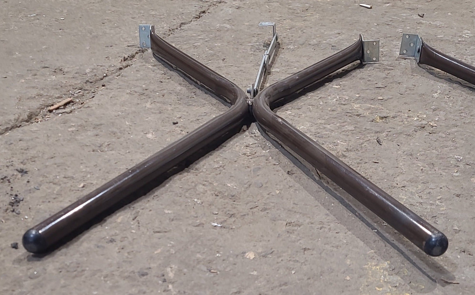 Used RV Folding Table Leg Set 26 1/4