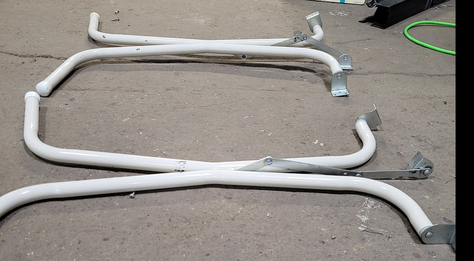 Used RV Folding Table Leg Set 27 1/2