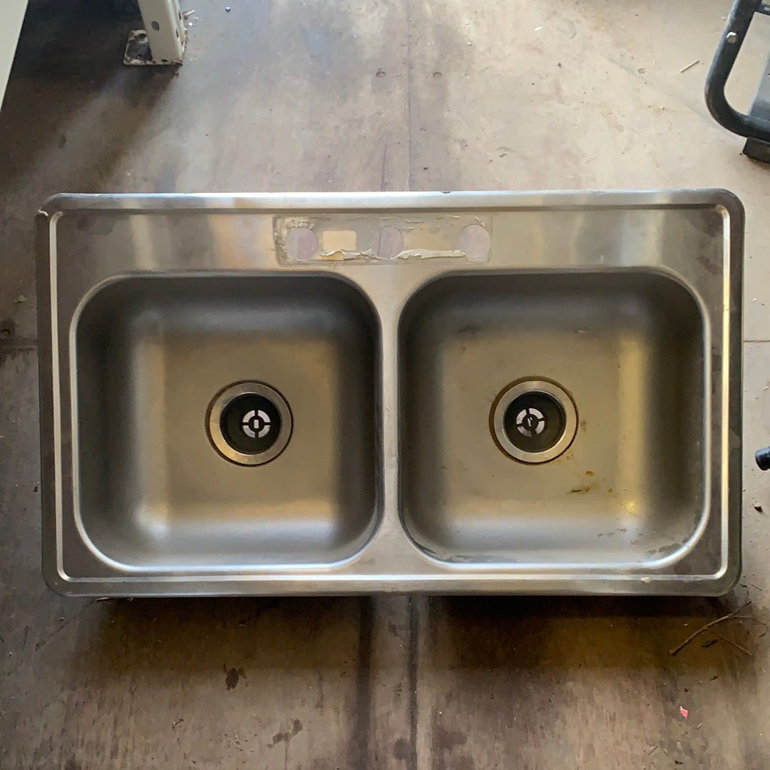 Used RV Kitchen Sink 33” W X 19” L - Young Farts RV Parts