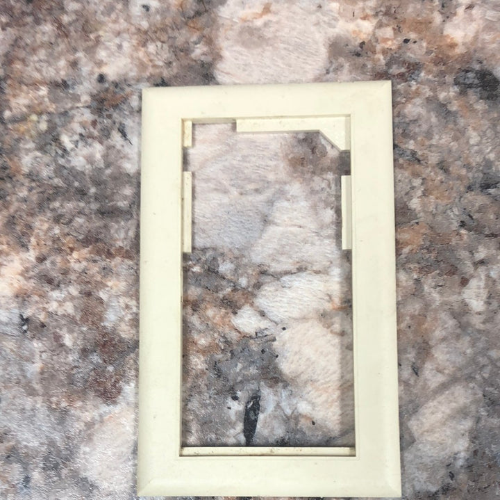 Used RV Receptacle Wall / Face Plate - Young Farts RV Parts