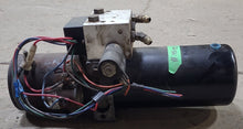 Load image into Gallery viewer, Used RV Slide Out Hydraulic Pump/Motor/Tank Assembly - Young Farts RV Parts