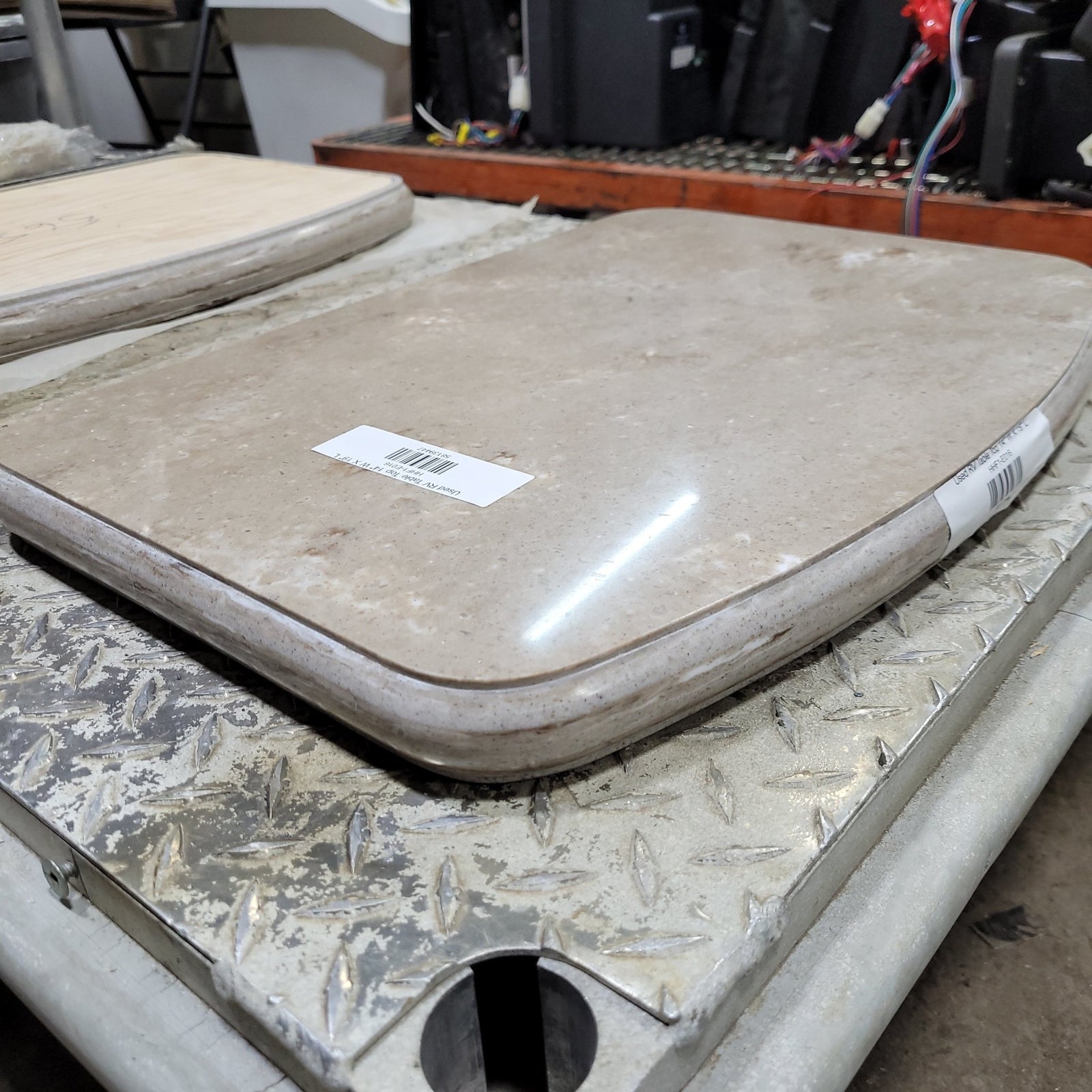 Used RV Table Top 14