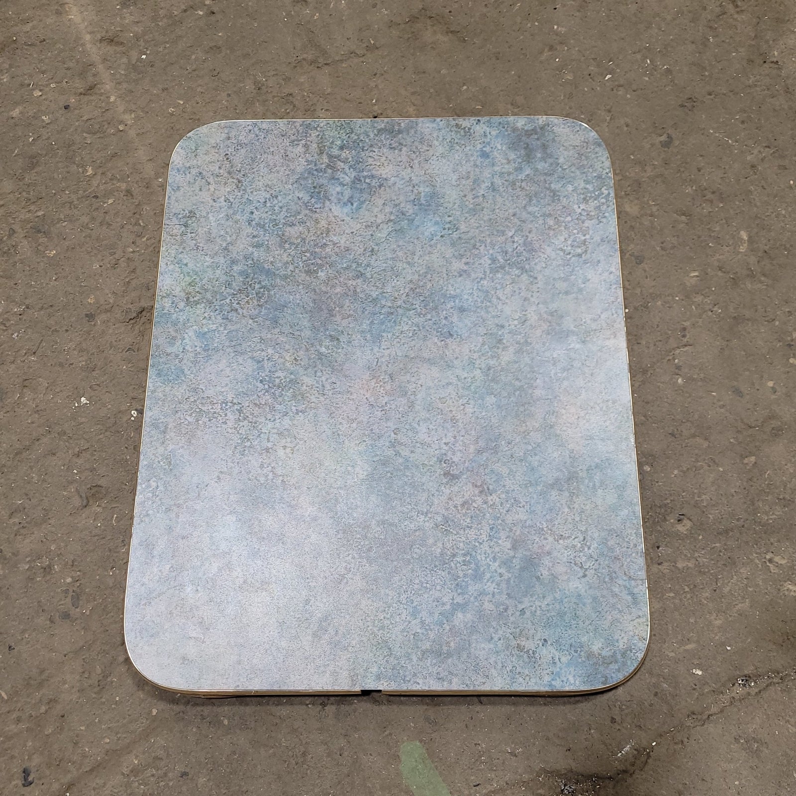 Used RV Table Top 20 1/4