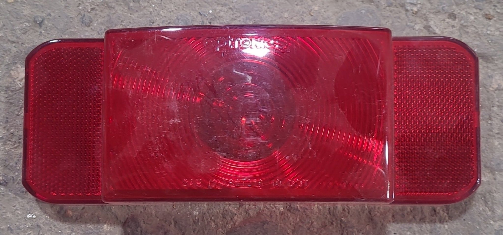 Used RV Tail Light Assembly Replacement Lens - Young Farts RV Parts