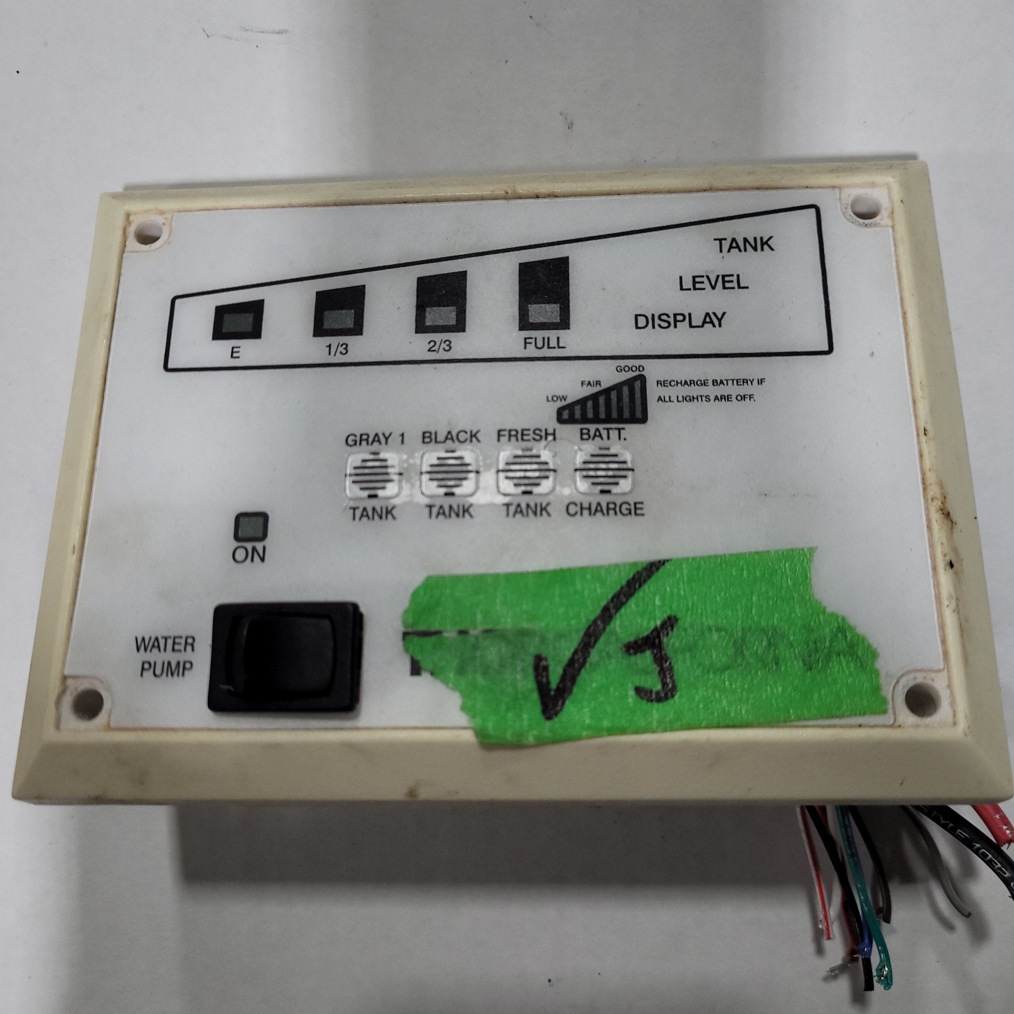 Used RV Tank Level Monitor L9255 - Young Farts RV Parts