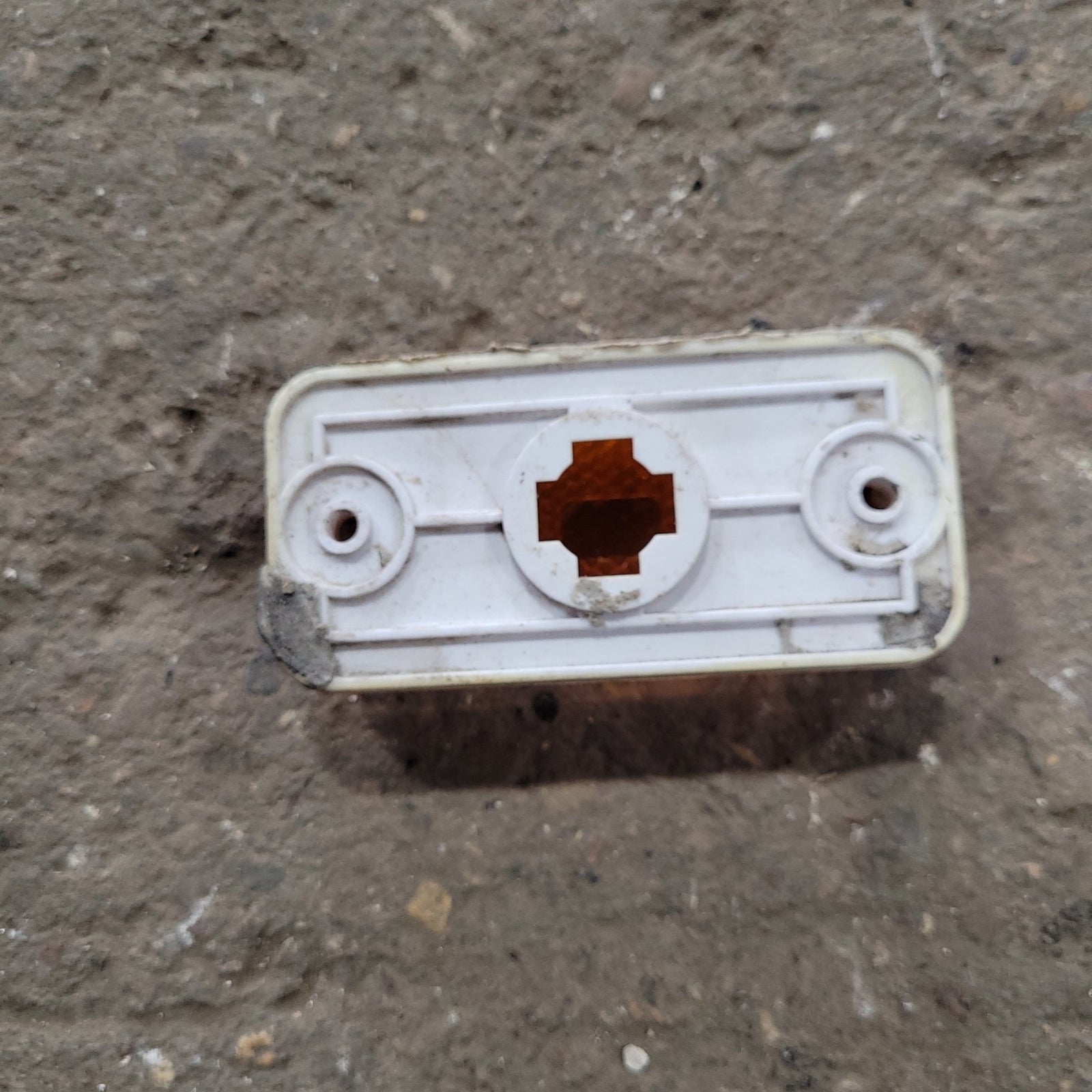 Used SAE-P2-A-98 Marker Lights - Young Farts RV Parts