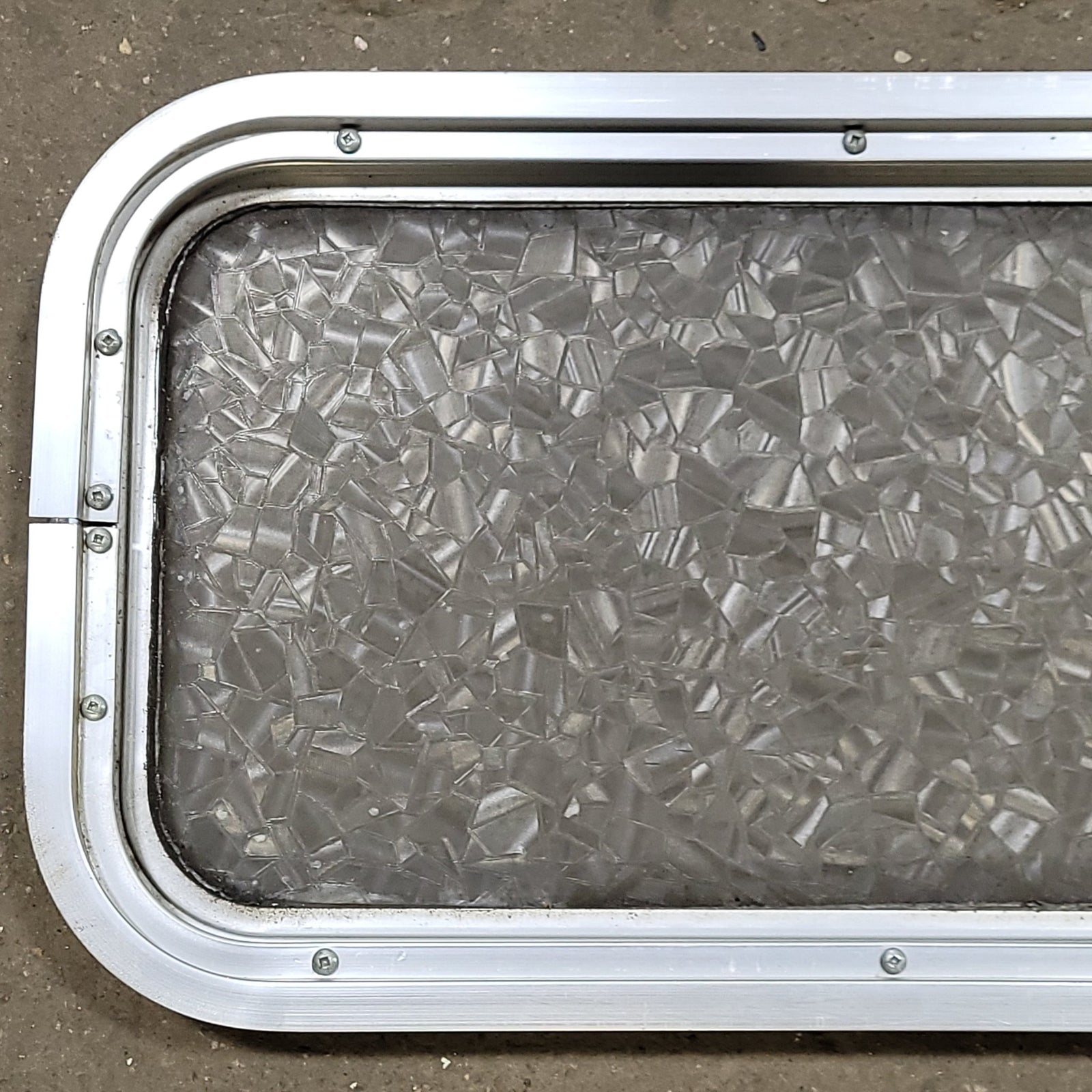 Used Silver Radius Non-Opening Window : 21 1/2