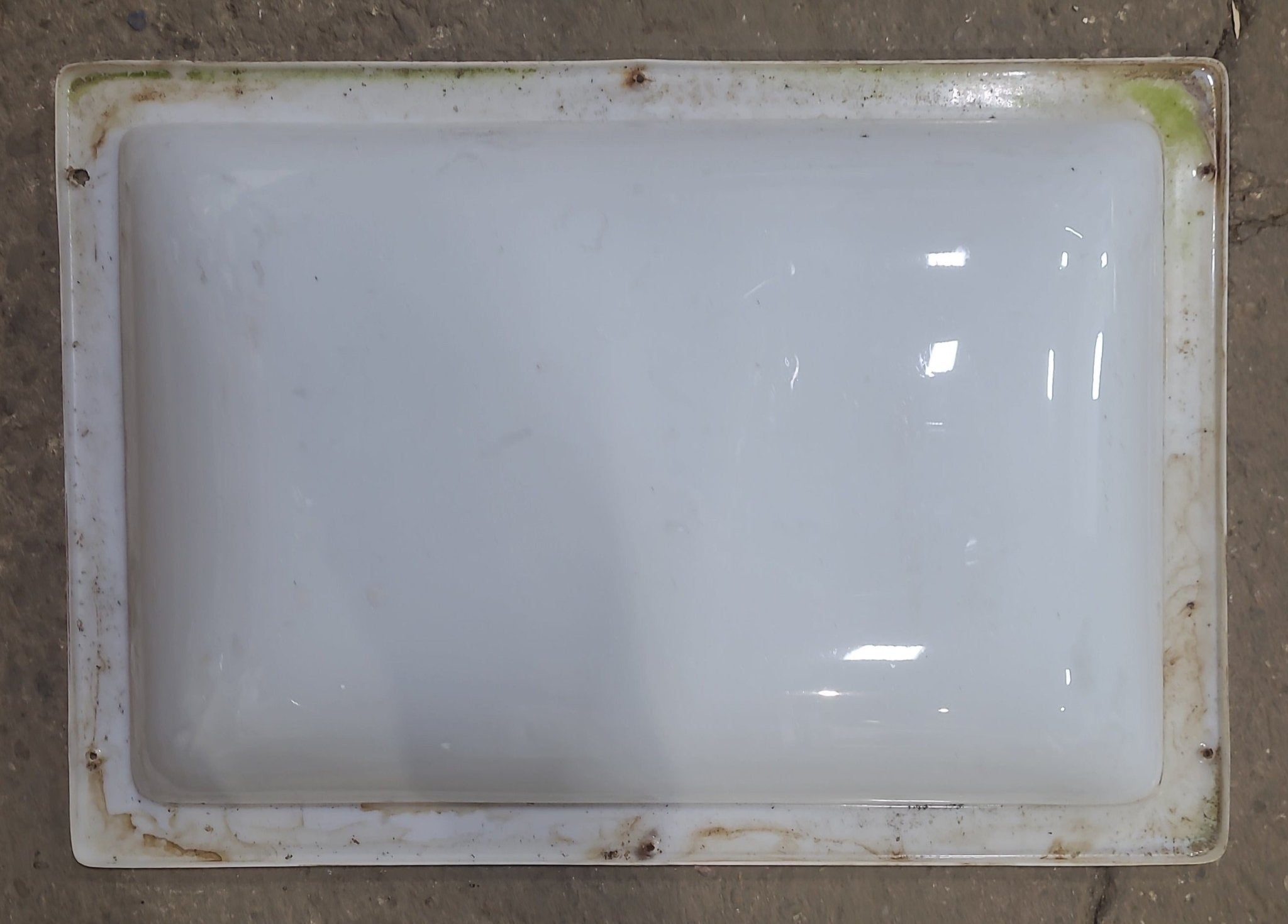 Used Skylight 16 1/2" X 24" - Young Farts RV Parts