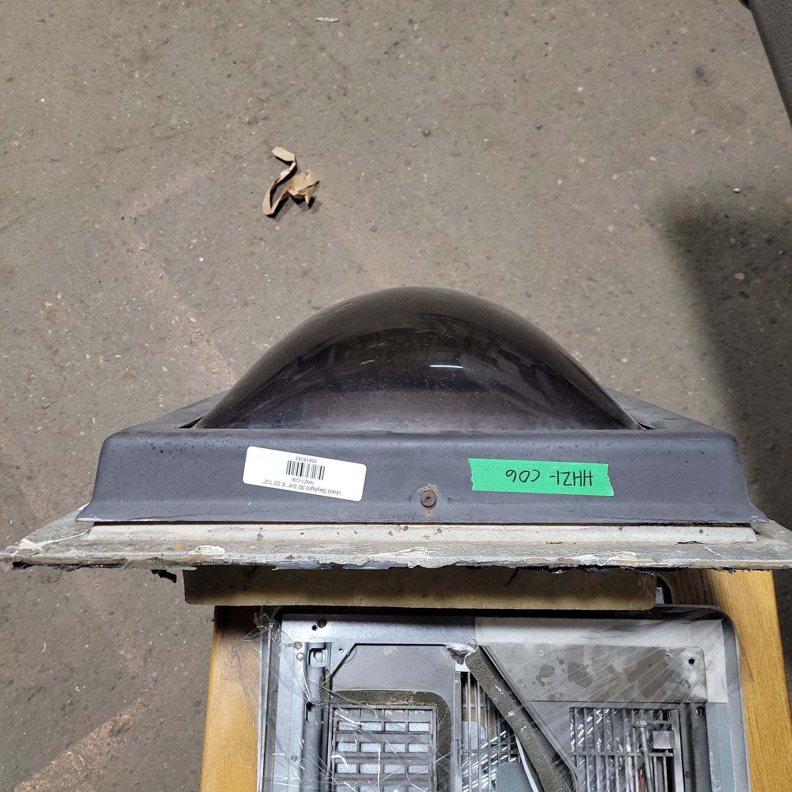 Used Skylight 30 3/4