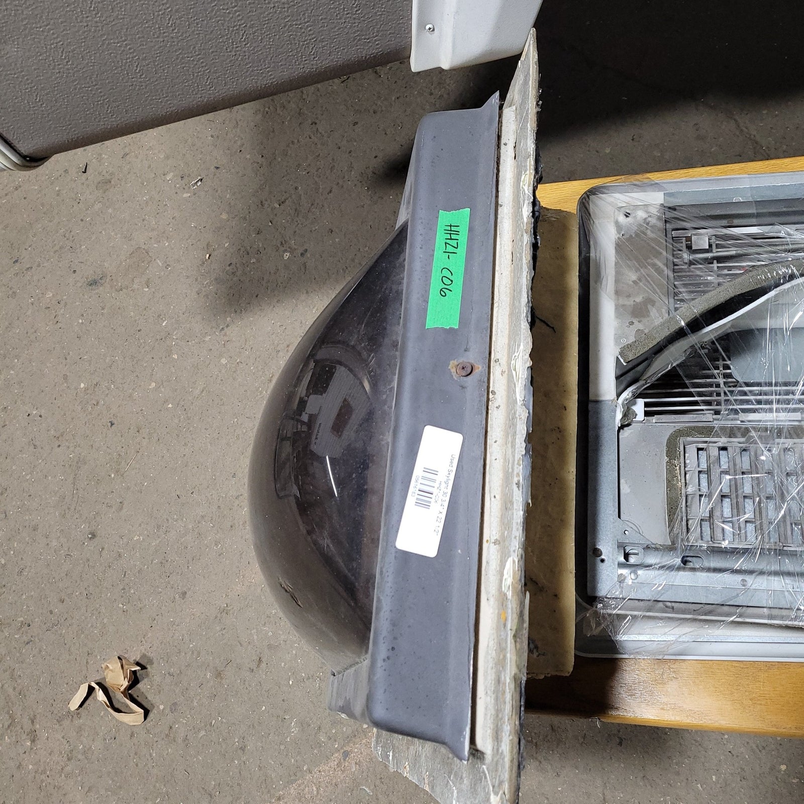 Used Skylight 30 3/4