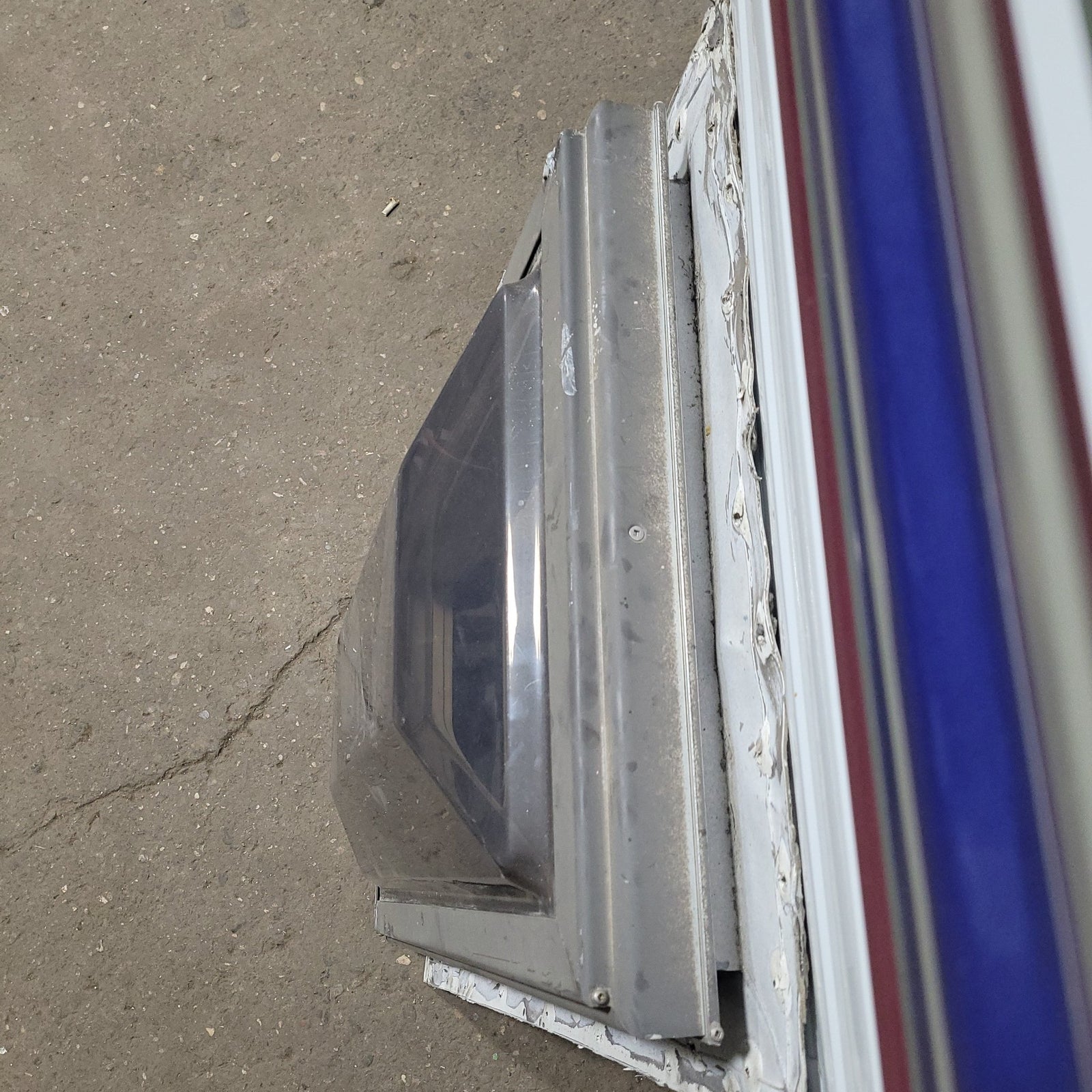 Used Skylight 39 1/4