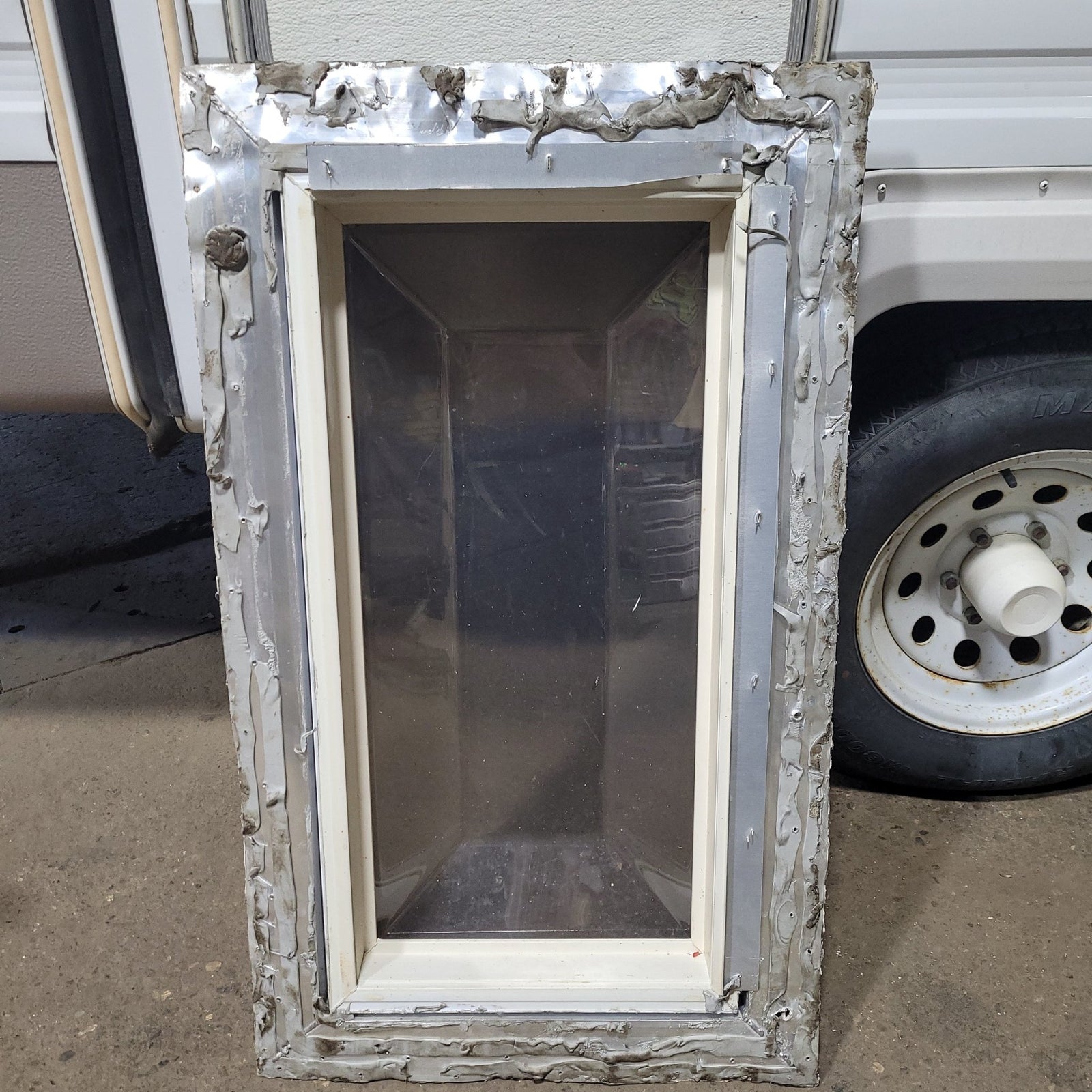 Used Skylight 39 1/4