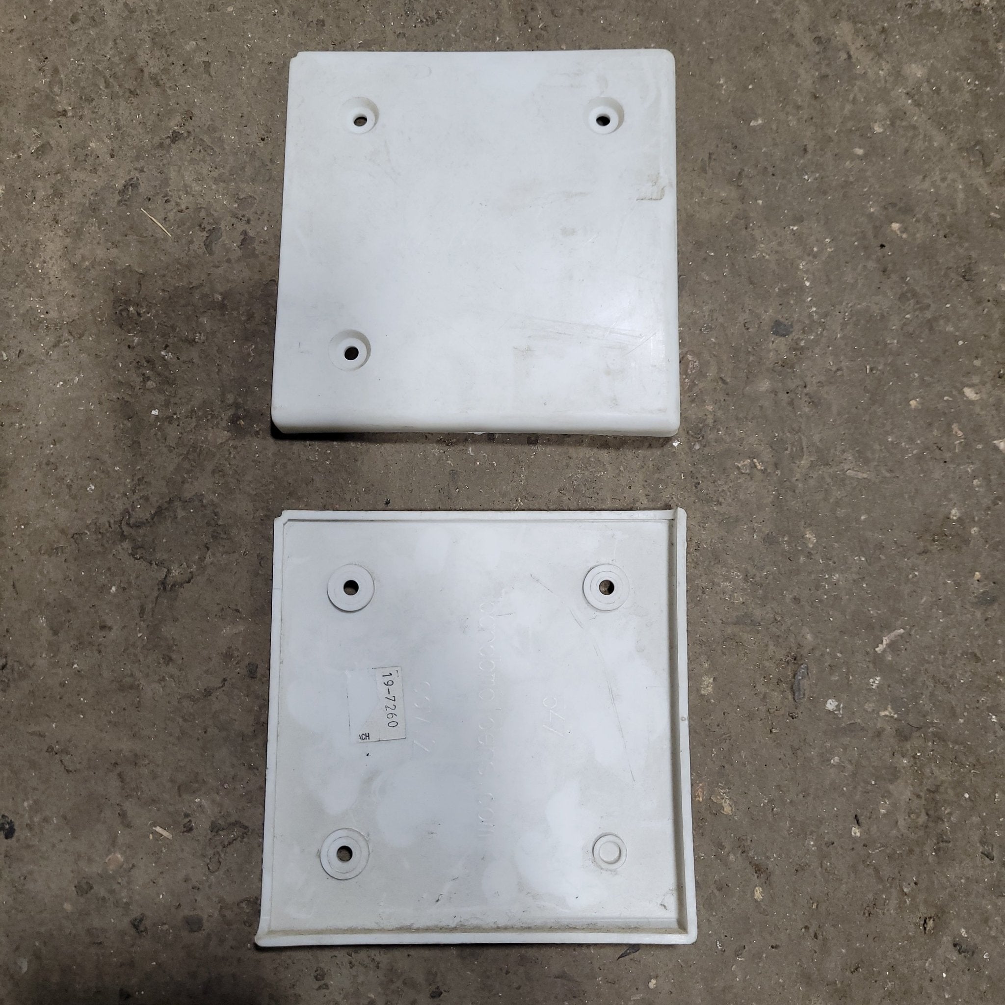 Used Slide-Out Extrusion Cover - Young Farts RV Parts