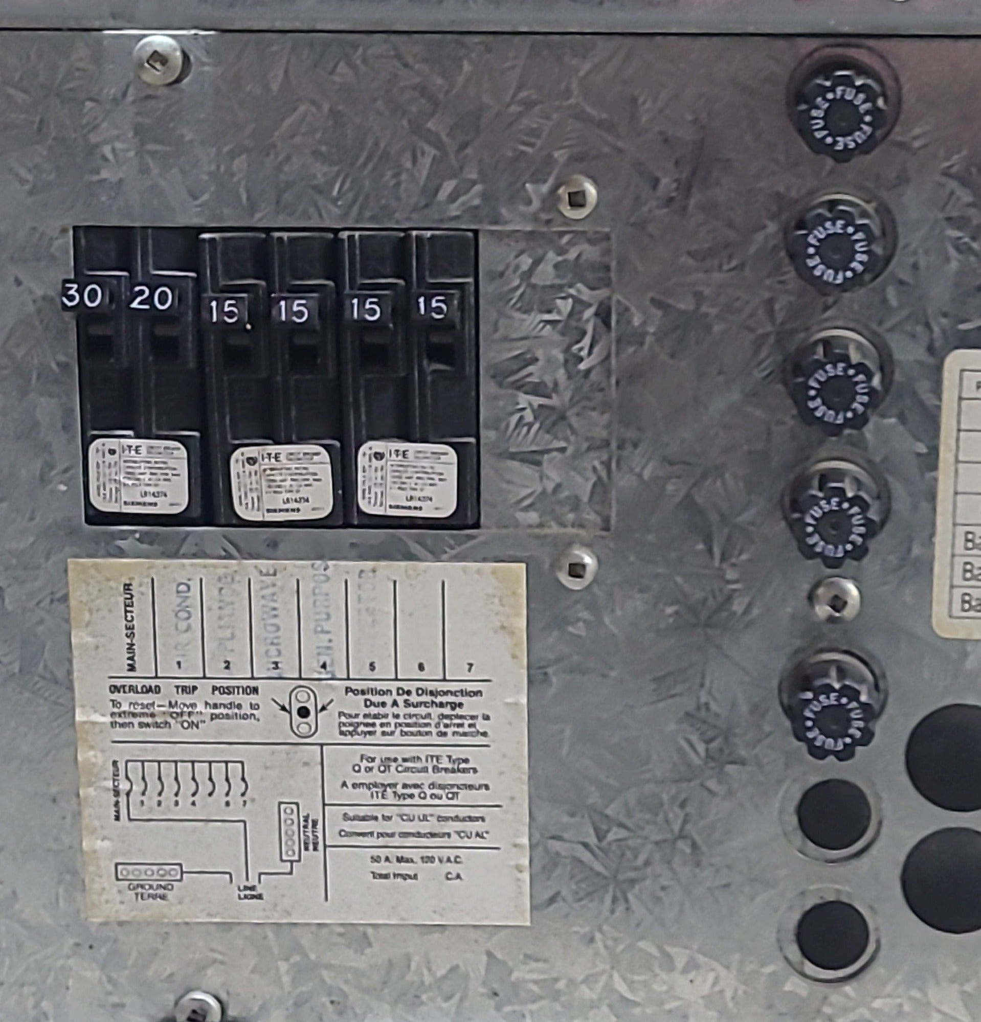 Used SYSTEM MONITORS 32 AMP Converter TNC320D - Young Farts RV Parts