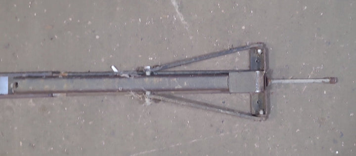 Used Telescopic Stabilizer Jack 90" - Young Farts RV Parts