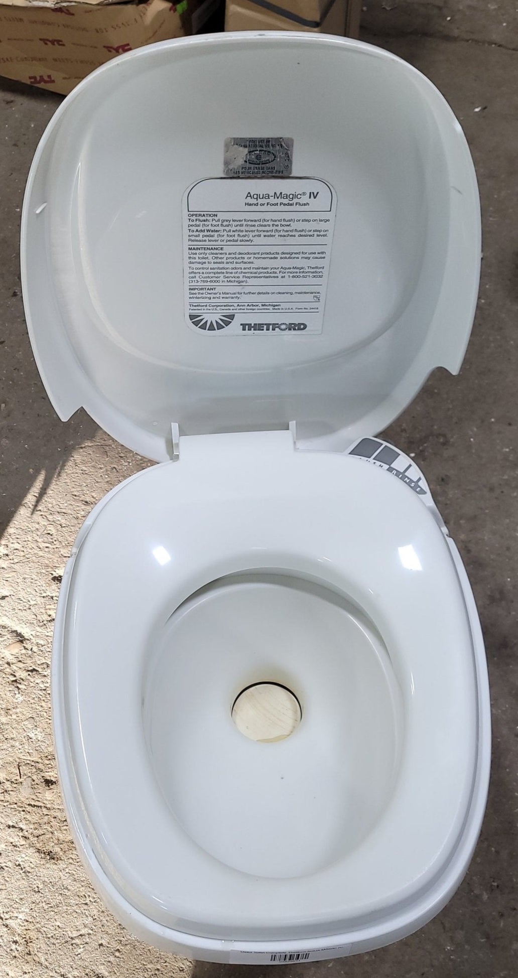 Used Toilet Thetford AQUA MAGIC IV | 24920 - Young Farts RV Parts