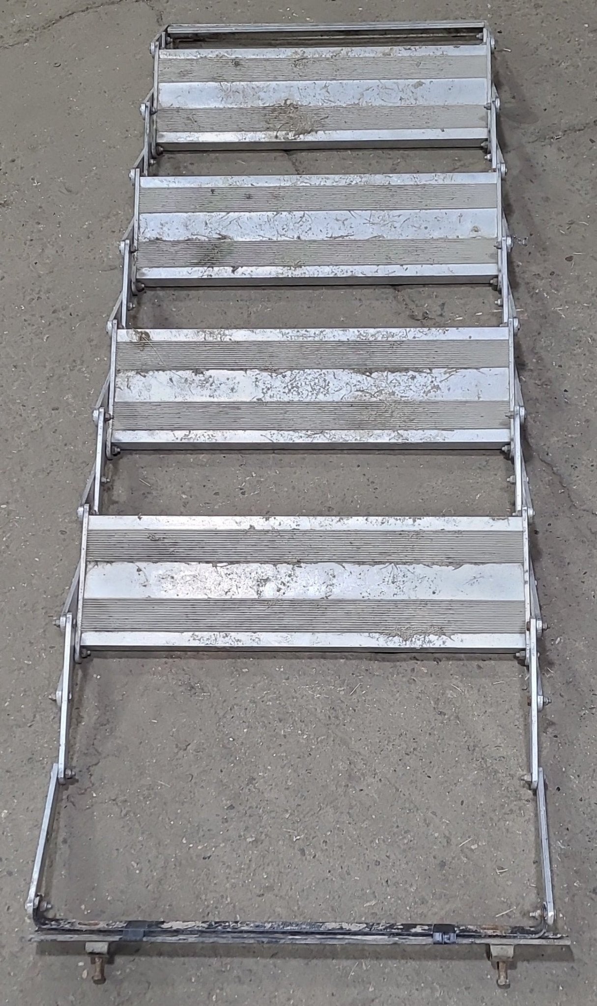 Buy Used Truck Camper Scissor Steps Online - Young Farts RV Parts