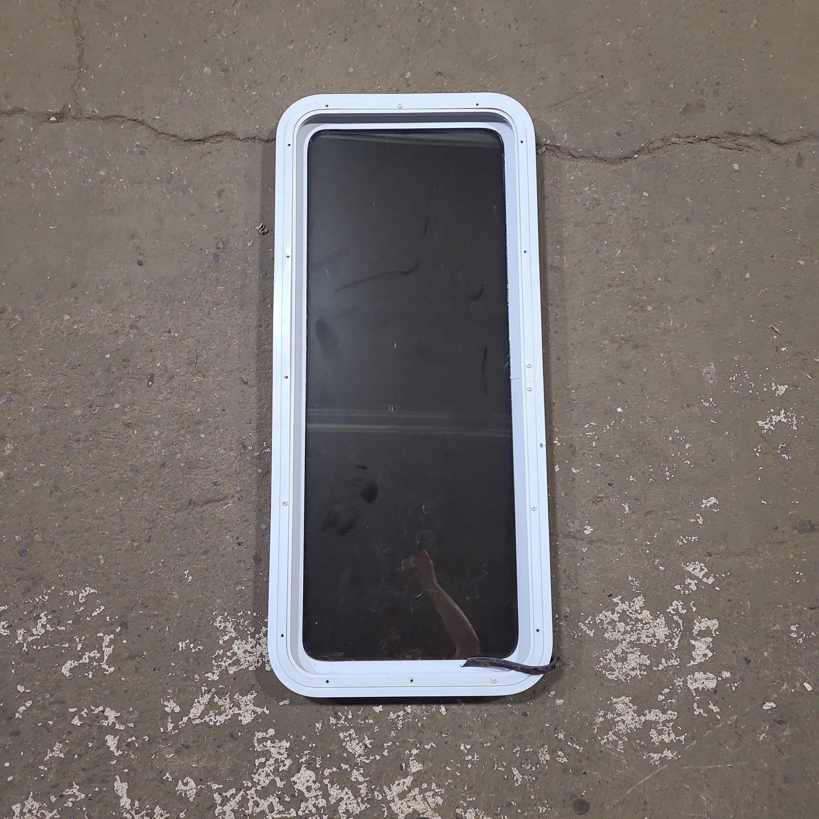 Used White Radius Non Opening Window : 17 1/2