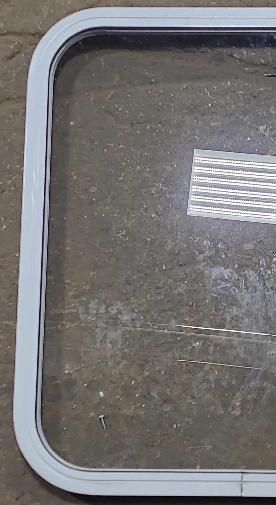 Used White Radius Non Opening Window : 23 1/2