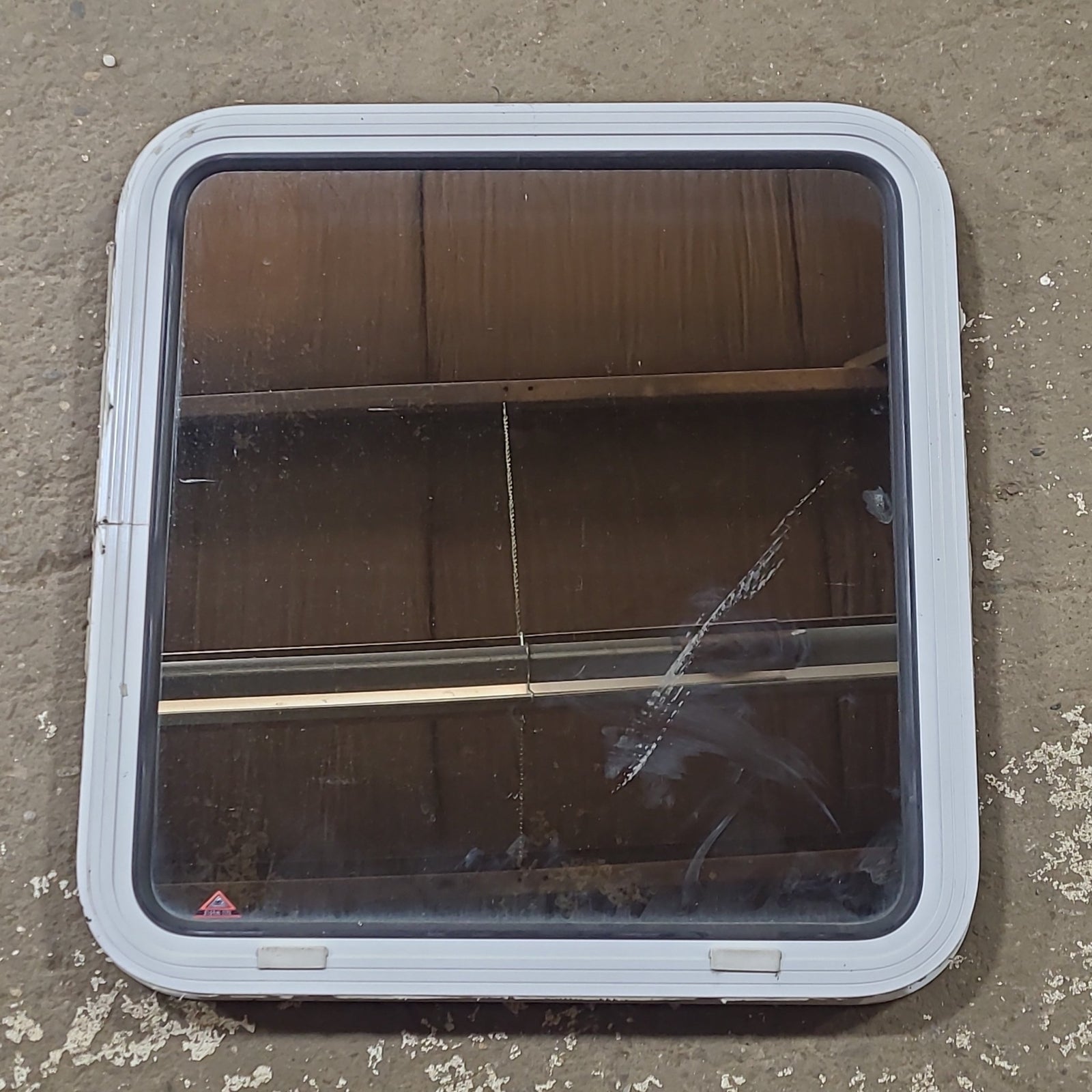 Used White Radius Non Opening Window : 24