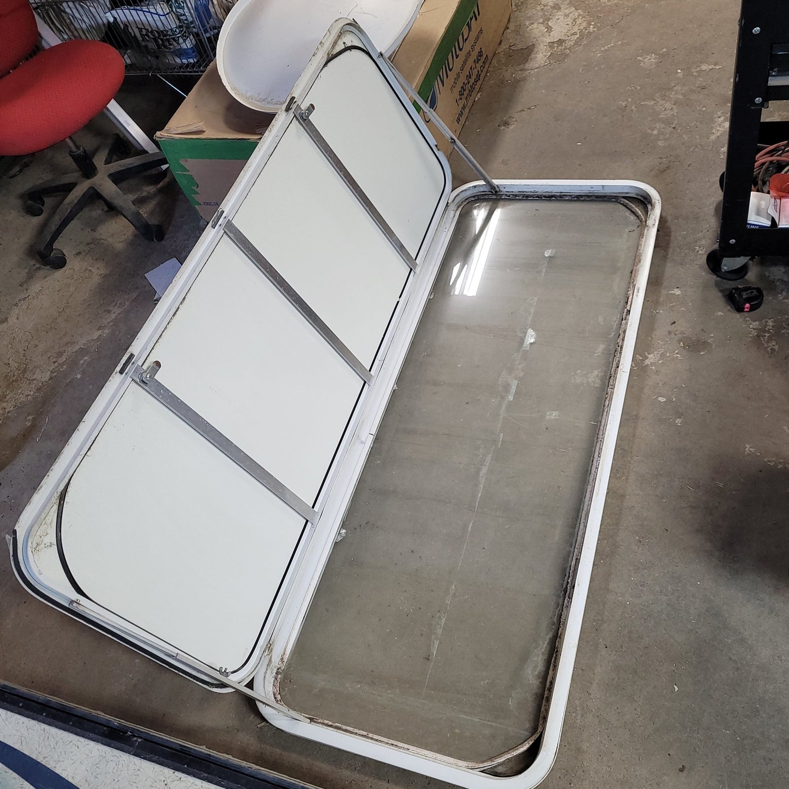 Used White Radius Non-Opening Window With Rock Guard Cover : 59 1/2 X 21 1/2 X 2