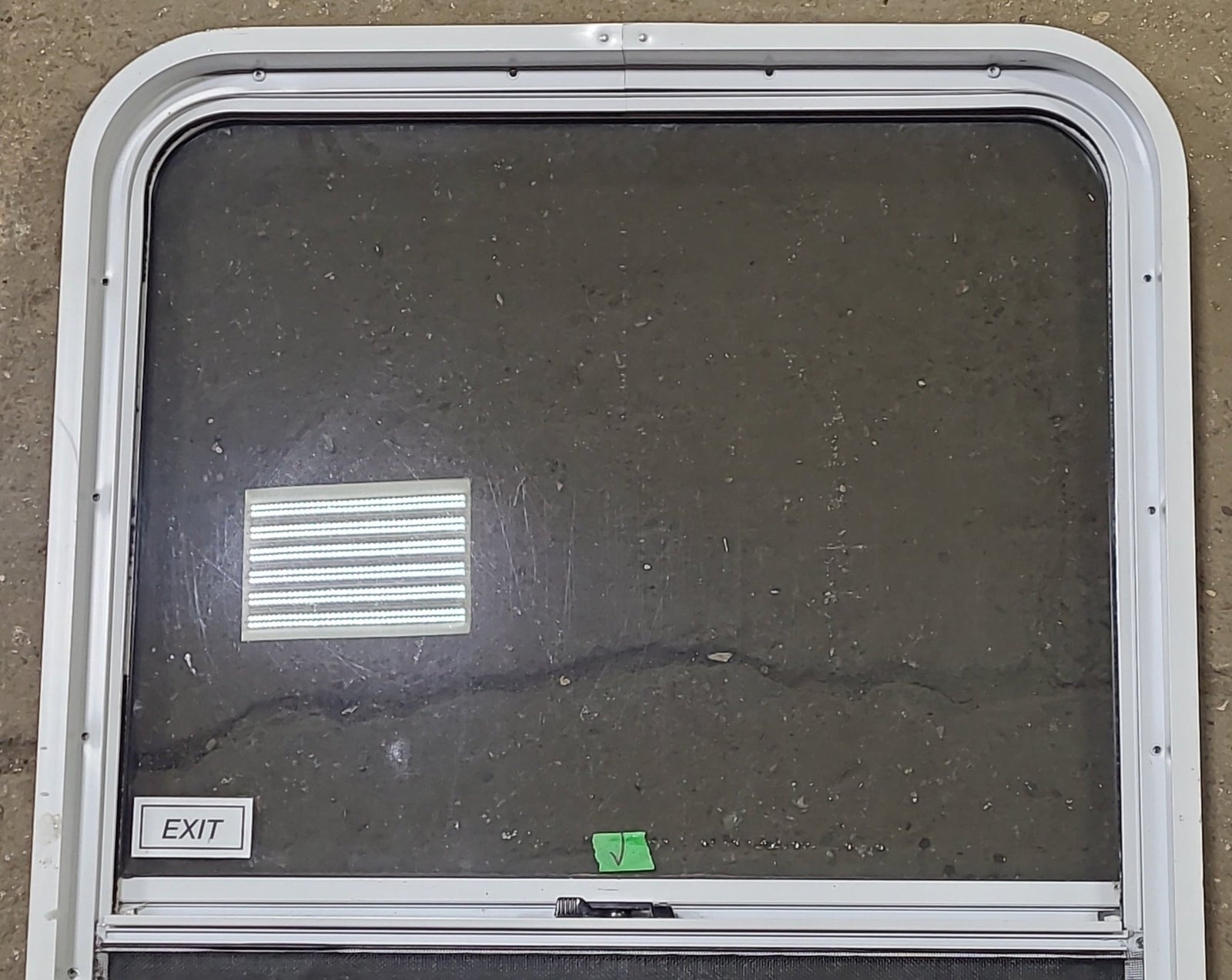 Used White Radius Opening Window : 26 1/4