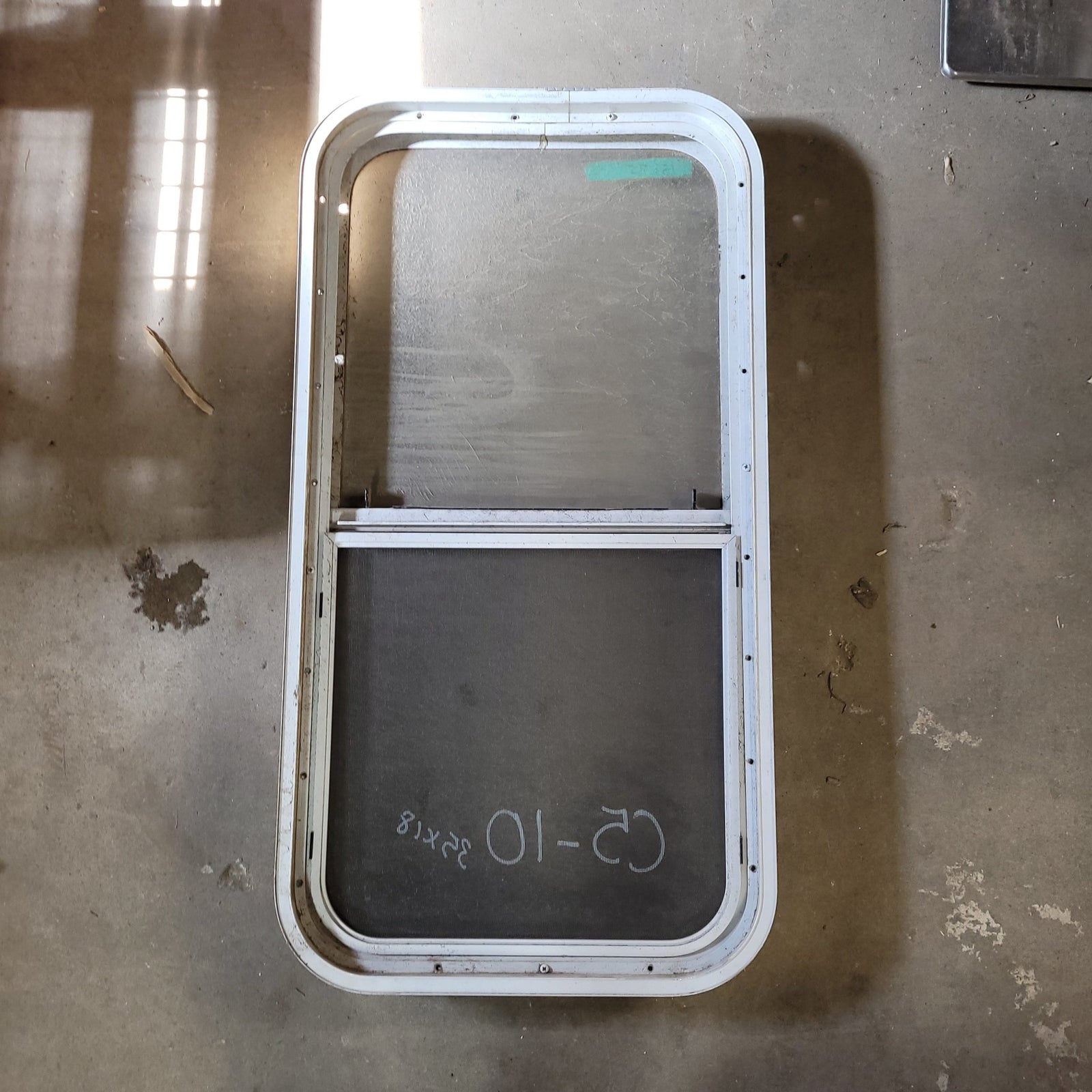 Used White Radius Opening Window : 35 X 18 X 2